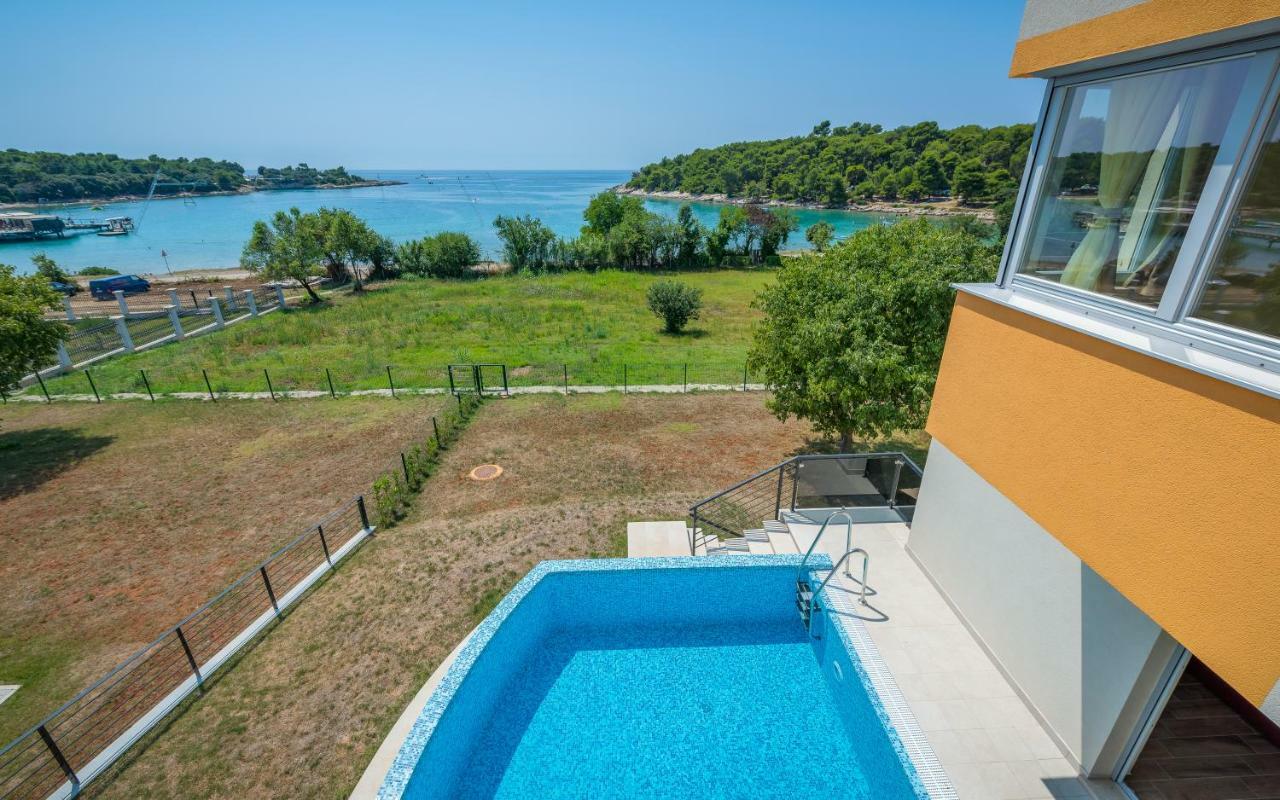 Villa Magnolija Pula Exteriér fotografie